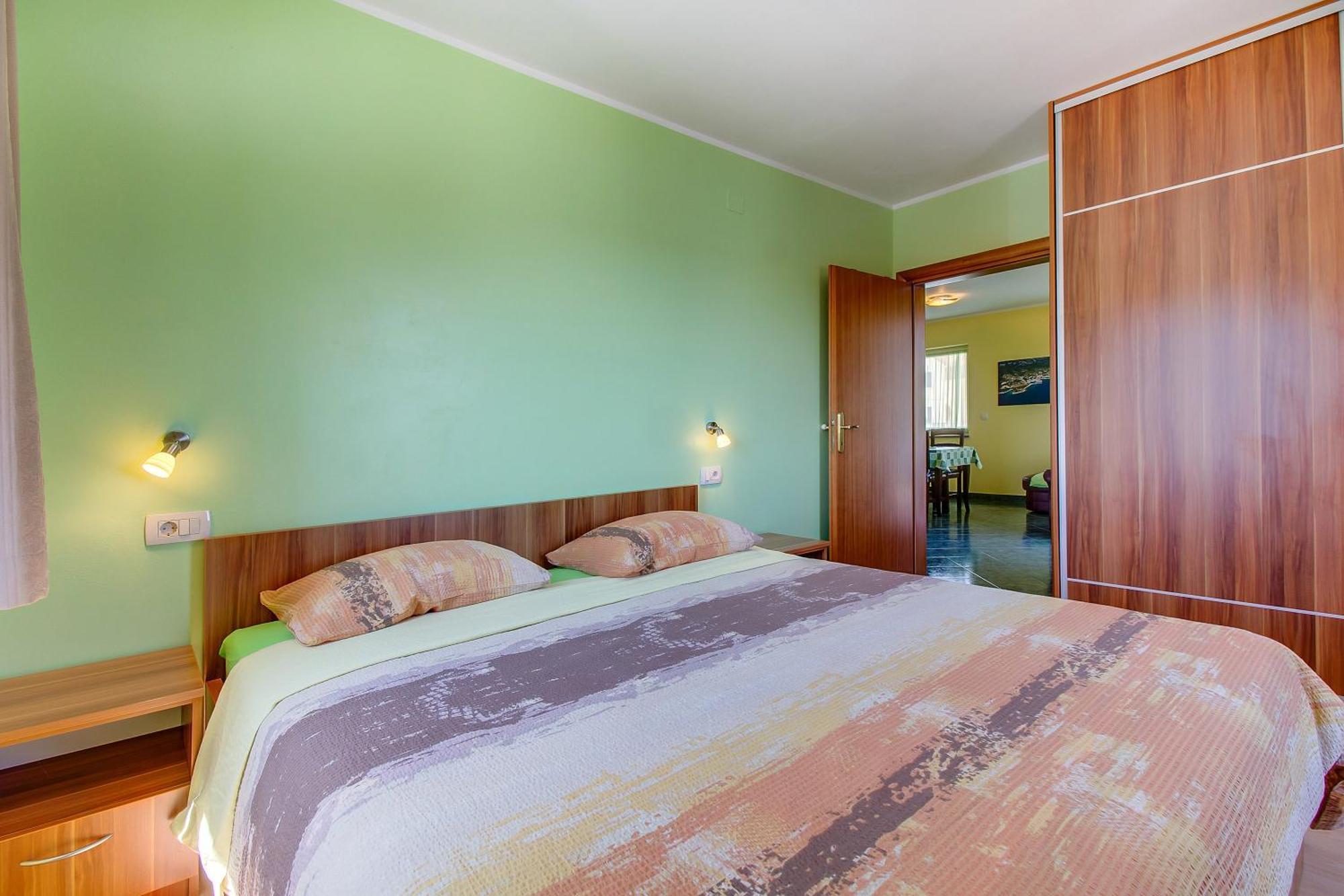 Apartments And Rooms By The Sea Nerezine, Losinj - 11815 Room photo